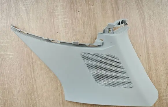 Audi Q3 F3 (D)pillar trim (top) 83A867246