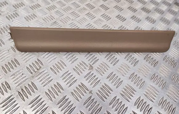 Volvo S80 Front sill trim cover 31250823