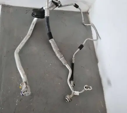 Porsche Macan (95B) Air conditioning (A/C) pipe/hose 95B260710D AS00 195B0