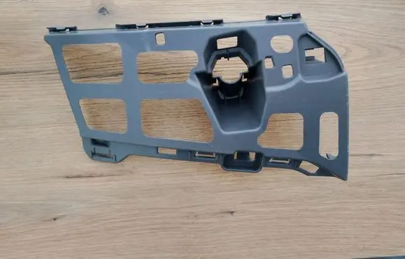 Skoda Octavia Mk4 Front bumper mounting bracket 5E3807056