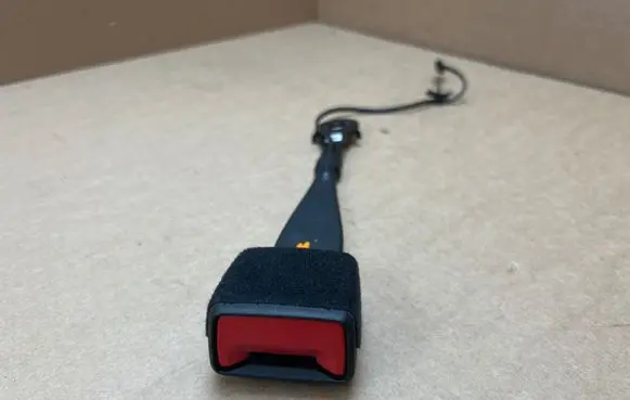 Audi Q7 4M Front seatbelt buckle 8W0857755