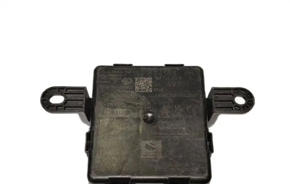 Volkswagen Golf VIII Keyless (KESSY) go control unit/module 5WA959436M AT122757 5ZA01385403