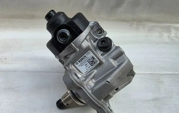 Jeep Cherokee Fuel injection high pressure pump 35022140F