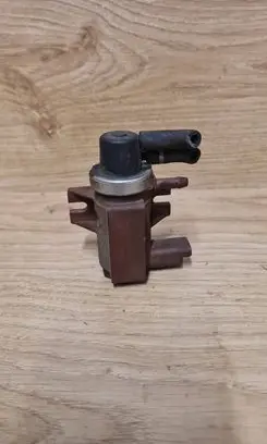Volvo S40 Turbo solenoid valve 9652570180