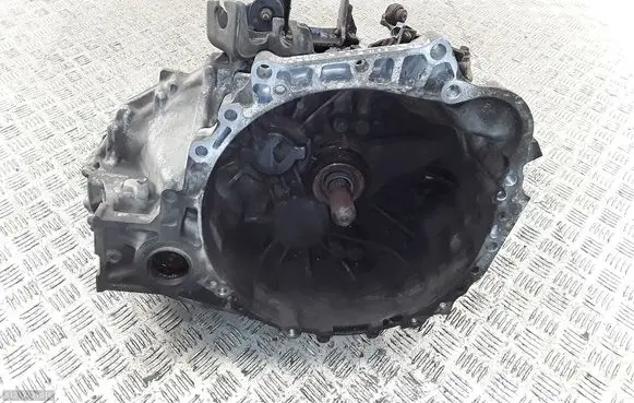 Toyota Corolla Verso E121 Manual 6 speed gearbox 