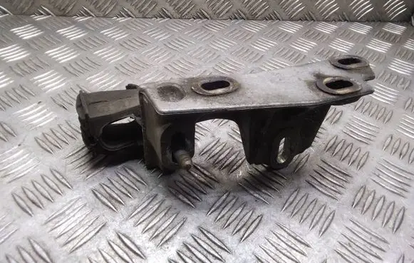 Seat Alhambra (Mk1) Engine mounting bracket 7M3199600A YM216030AA