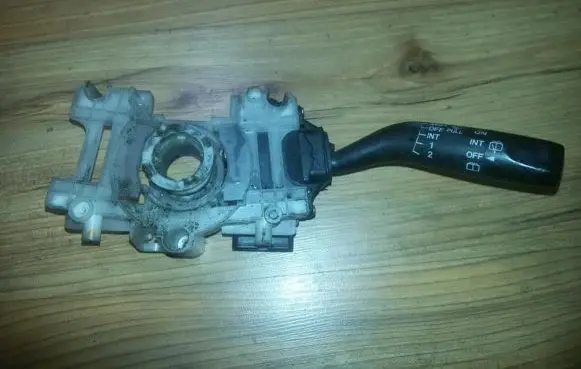 Mazda 626 Wiper control stalk ge6t17b366