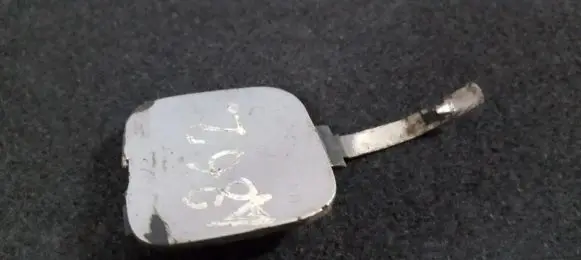 Renault Megane II Front tow hook cap/cover 8200115124
