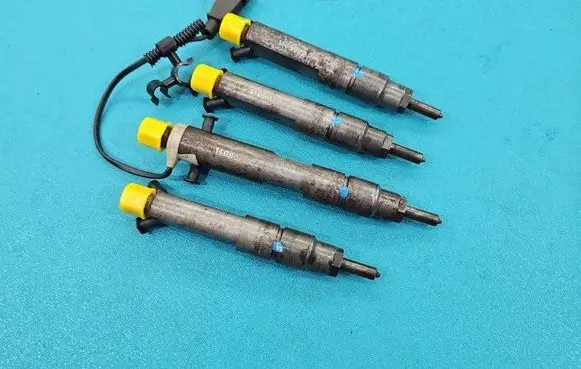 Fuel injector