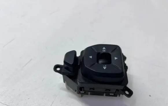 Hyundai ix35 Wing mirror switch 3834801110