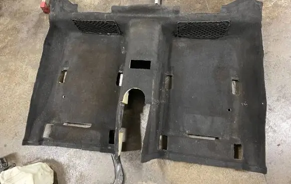 Mercedes-Benz C W204 Rear floor carpet liner A204680041