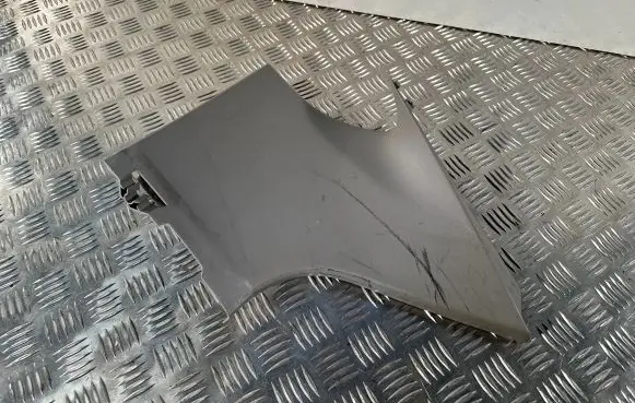 Volvo V60 (D)pillar trim (top) 31102007