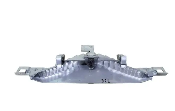 Toyota Avensis Verso Third/center stoplight
