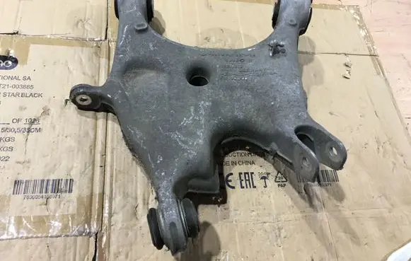 BMW 5 F10 F11 Rear upper control arm/wishbone 6780072