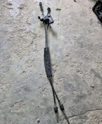 Volkswagen Sharan Gear shift cable linkage 7N0711265A