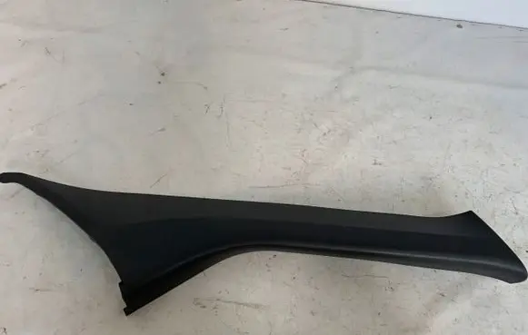 Mercedes-Benz Sprinter W907 W910 (A) pillar trim