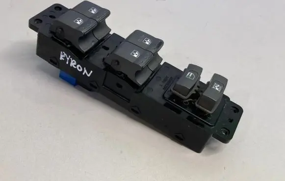SsangYong Kyron Electric window control switch 202005299