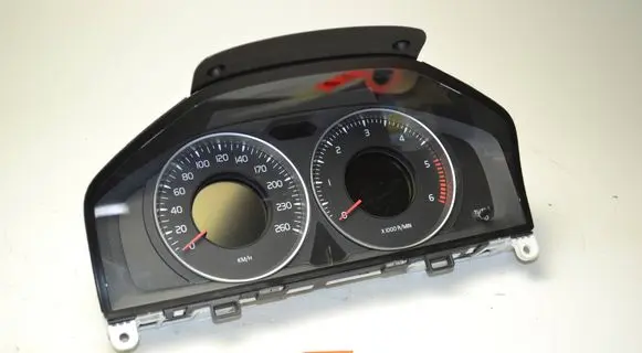 Speedometer (instrument cluster)