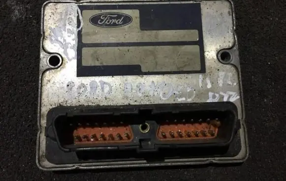 Ford Mondeo MK II Ignition amplifier control unit 