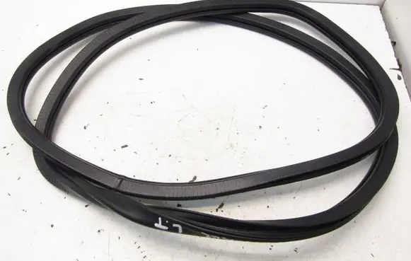 Jeep Cherokee Rubber seal rear door 124820