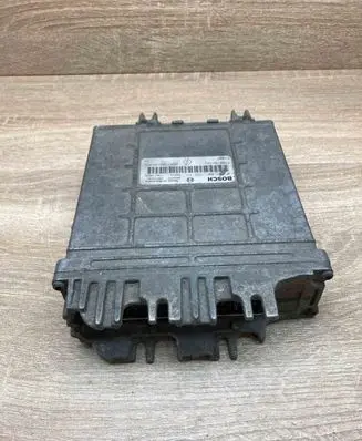Renault Laguna I Engine control unit/module ECU 0281001766 7700105952