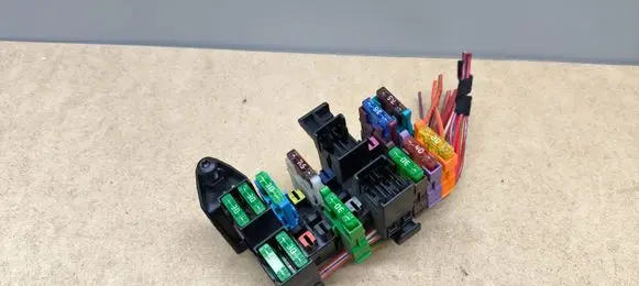 Mercedes-Benz CLK A209 C209 Fuse box set 2035400250