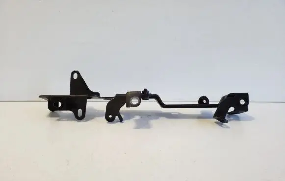 Mitsubishi Outlander Other engine bay part