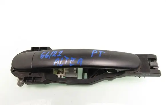 Rear door exterior handle