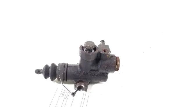 Subaru Legacy Clutch slave cylinder 30620AA191