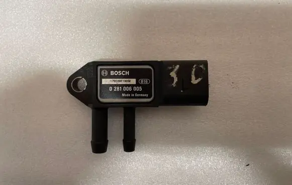 Audi A3 S3 8V Exhaust gas pressure sensor 0281006005