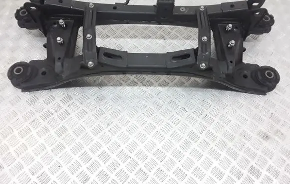 Lexus CT 200H Rear subframe 