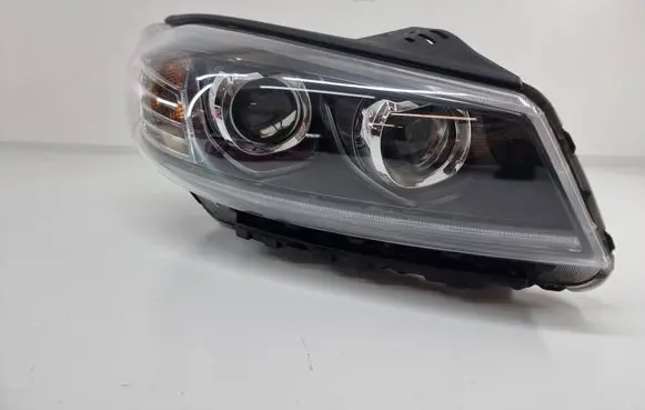 KIA Sorento Headlight/headlamp 92102c5500 92102c5570