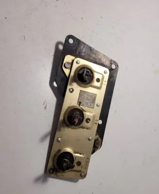 Audi A6 S6 C4 4A Coolant fan relay 4A0959493A CGSR1392 R3H35R65