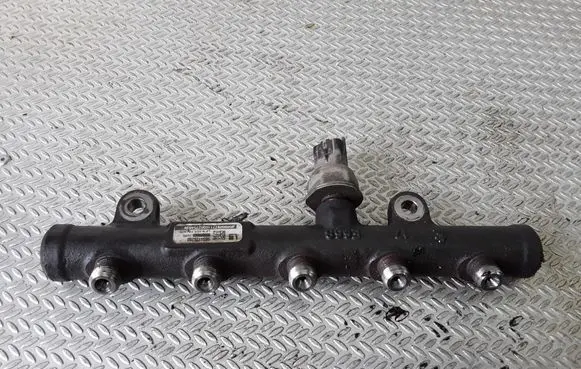 Peugeot 407 Fuel main line pipe 9654726280 5WS40039