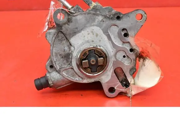 Volkswagen PASSAT B5.5 Vacuum pump 03G145209
