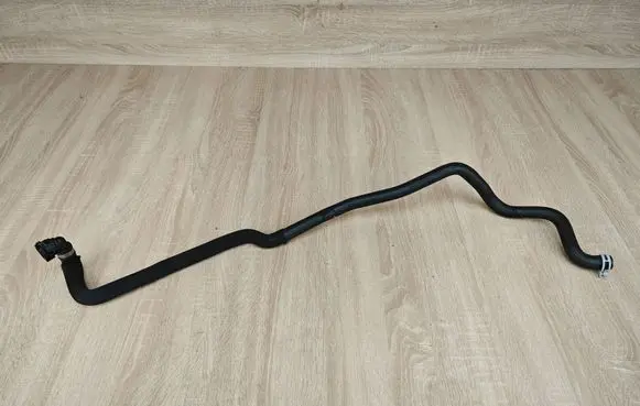 BMW 5 G30 G31 G38 Engine coolant pipe/hose 6821252