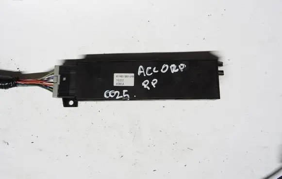 Honda Accord Tailgate/trunk/boot open switch 4111603sd03u700