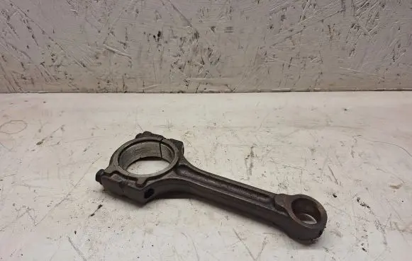 Nissan Qashqai Connecting rod/conrod 
