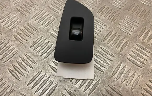 Volvo XC90 Electric window control switch 31376458