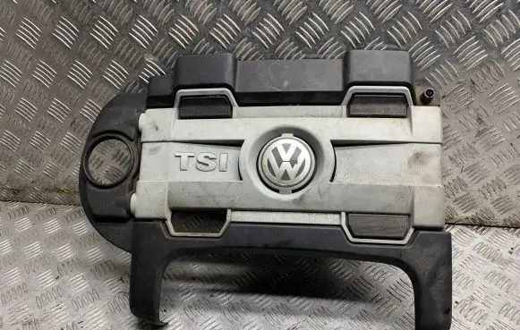 Volkswagen Touran I Engine cover (trim) 03C103925J