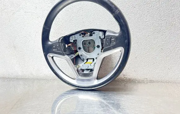 Opel Antara Steering wheel