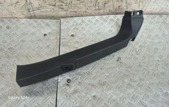BMW 4 F32 F33 Tailgate trim 7314635 51477314635