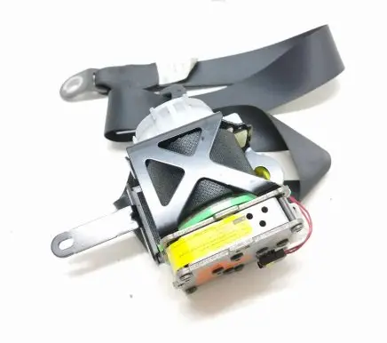 Toyota Auris 150 Front seatbelt 7322002120 G39929481V 501FA32166