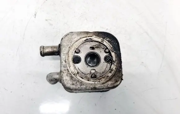 Engine oil radiator