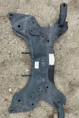 Hyundai i10 Front subframe 62401B9000
