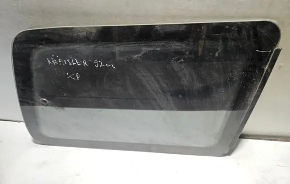 Chrysler Voyager Rear side window 43R00114