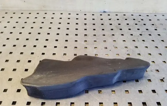 Mitsubishi Outlander Fender foam support/seal 