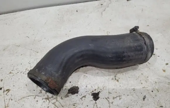 Volvo S60 Intercooler hose/pipe 30636613