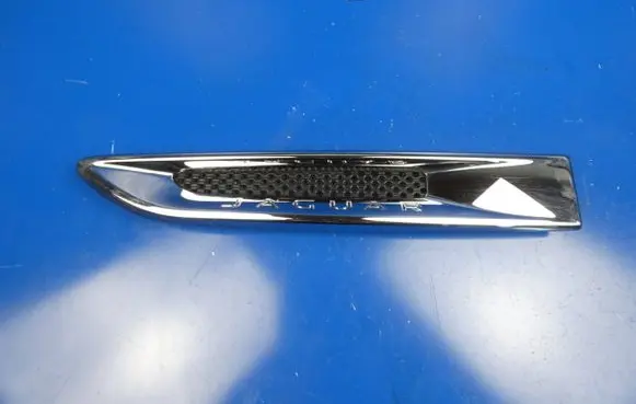 Jaguar F-Pace Fender trim (molding) HK83280B11A