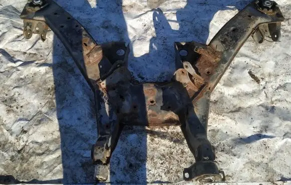 Opel Omega B2 Rear subframe 